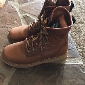 COPY - Georgia boot wedge soft toe.